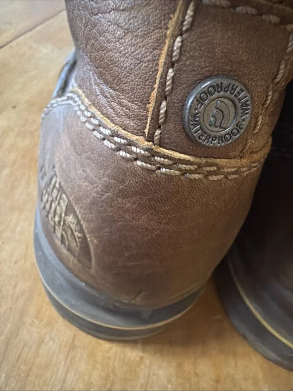 The North Face Bridgeton Chukka Boots Mens 11.5Brown Leather Ankle Top NF0A2T4B